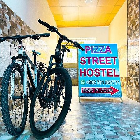 Pizza Street Hostel Aqaba Exteriör bild